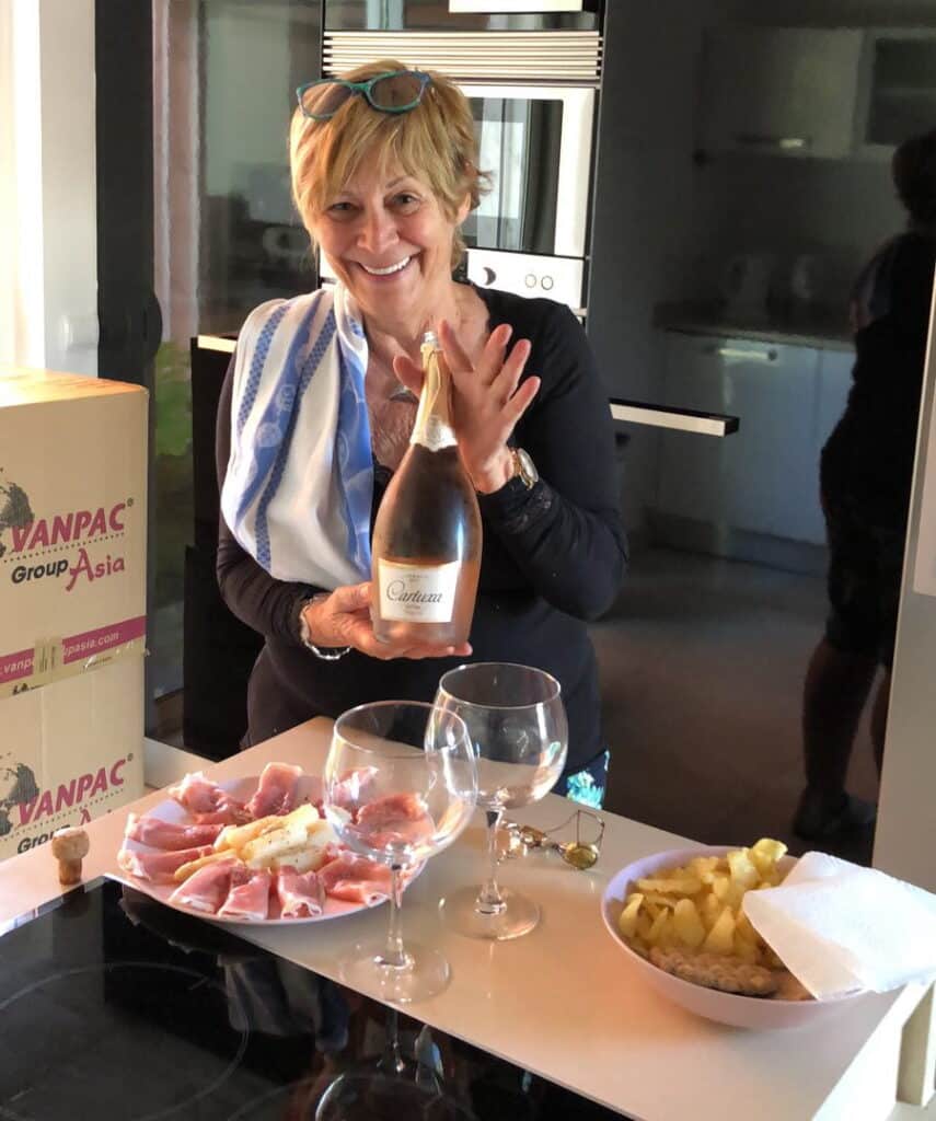 Jacqueline celebrates move to Portugal - Jacqueline Muller